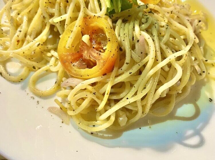 צימר Surya Beach Resort Palawan