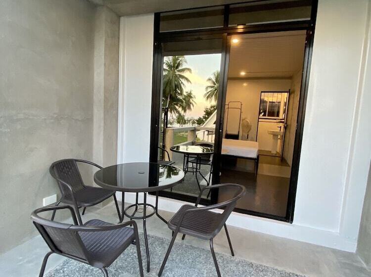 צימר Surya Beach Resort Palawan