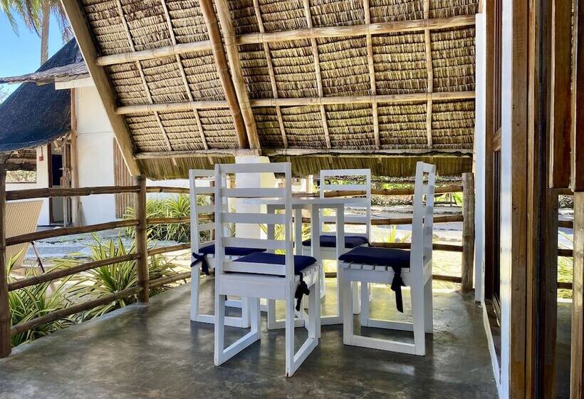 צימר Surya Beach Resort Palawan