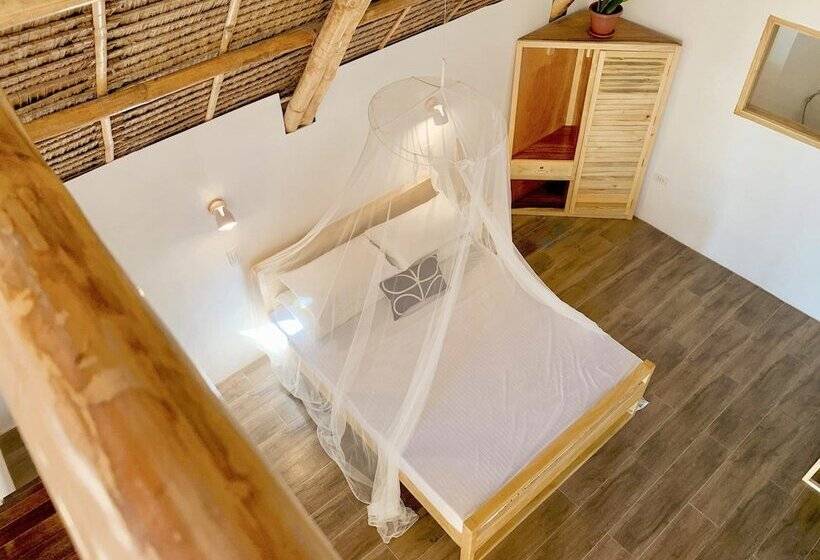 צימר Surya Beach Resort Palawan