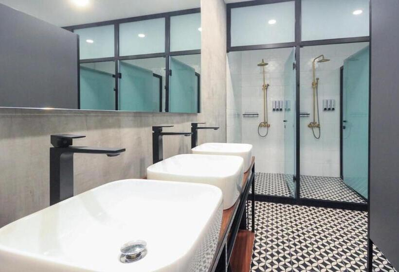 Cama En Habitación Compartida Mixta Hostel