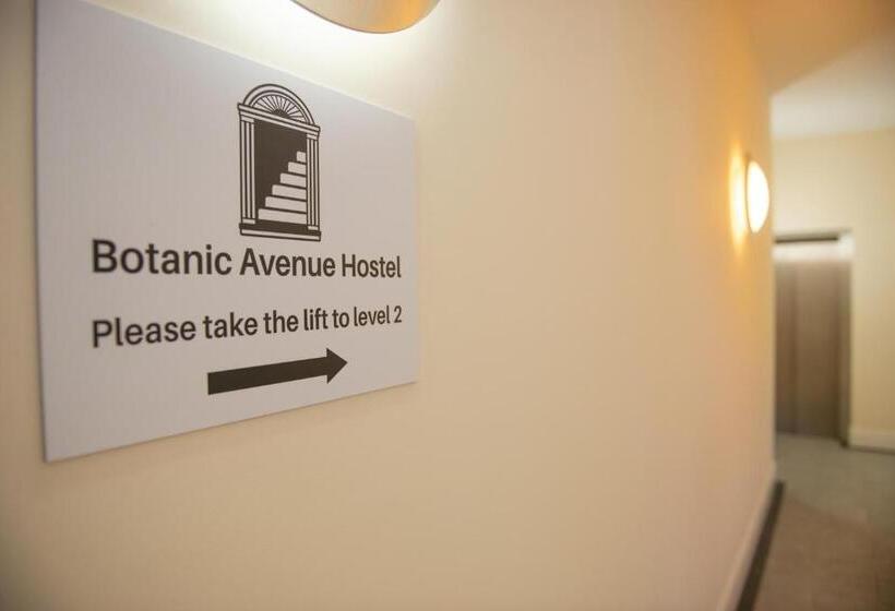 Botanic Avenue Hostel Less Than A Mile From The City Centre