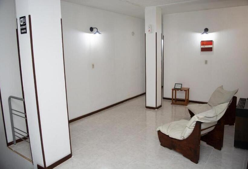 Claro De Luna Hotel Centro