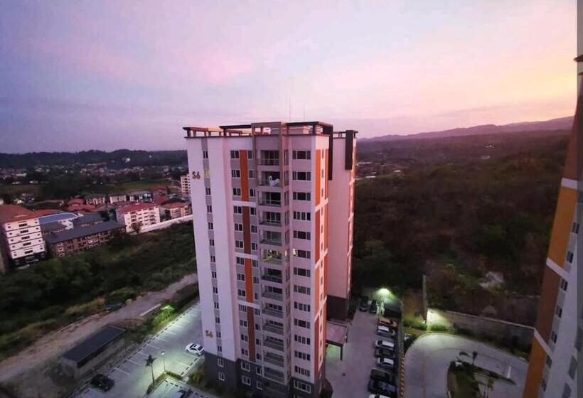 Condo In Clark Pampanga Beside Hilton Hotel And Casino