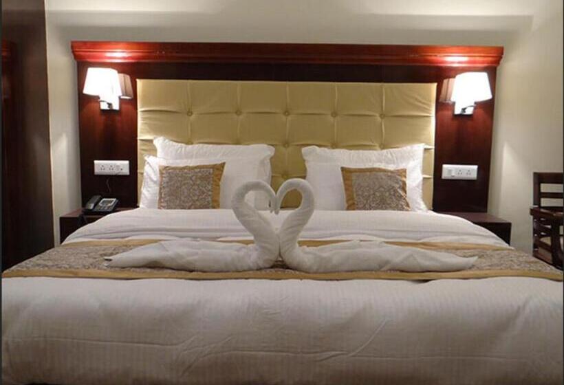 호텔 Anandi Inn By Bookingcare