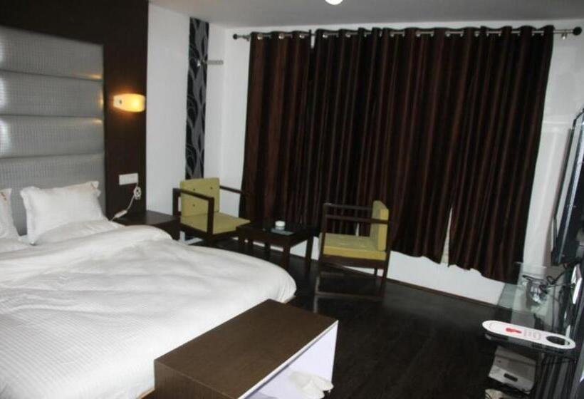 호텔 Anandi Inn By Bookingcare