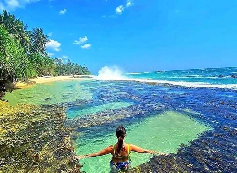 酒店 Asa Bay Beach Resort