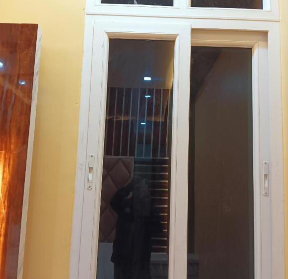 בית מלון כפרי Ashok Vihar