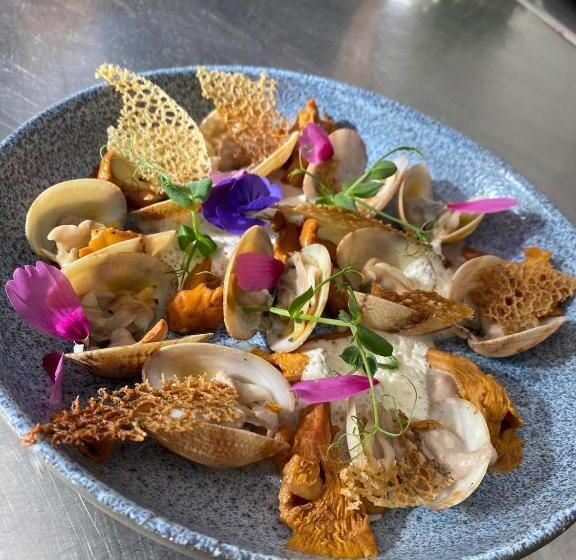 בית מלון כפרי Auberge De Mourjou