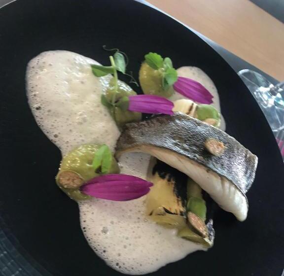 בית מלון כפרי Auberge De Mourjou