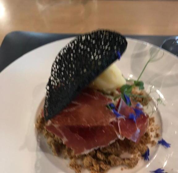 בית מלון כפרי Auberge De Mourjou