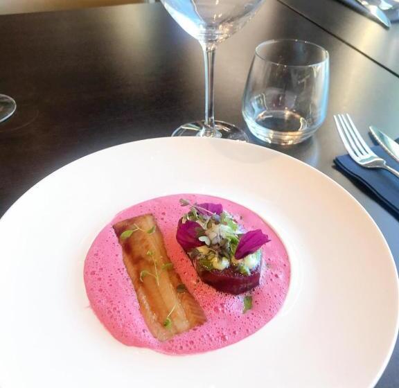 בית מלון כפרי Auberge De Mourjou