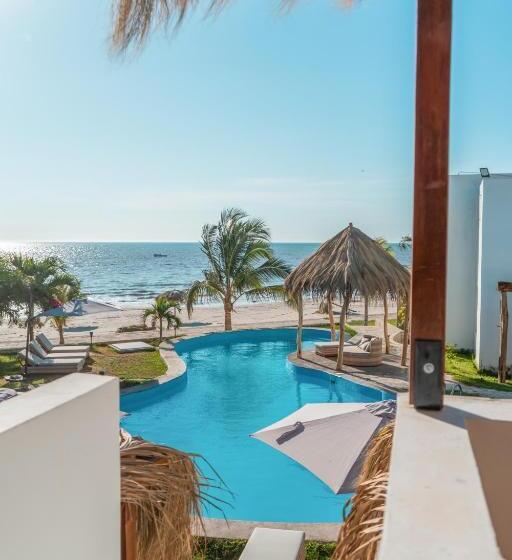 هتل Beso De Sal Resort