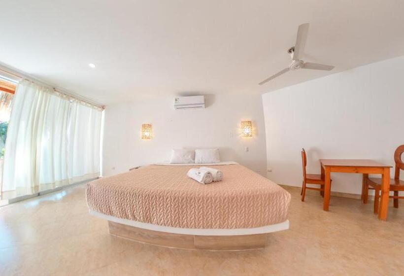 هتل Beso De Sal Resort