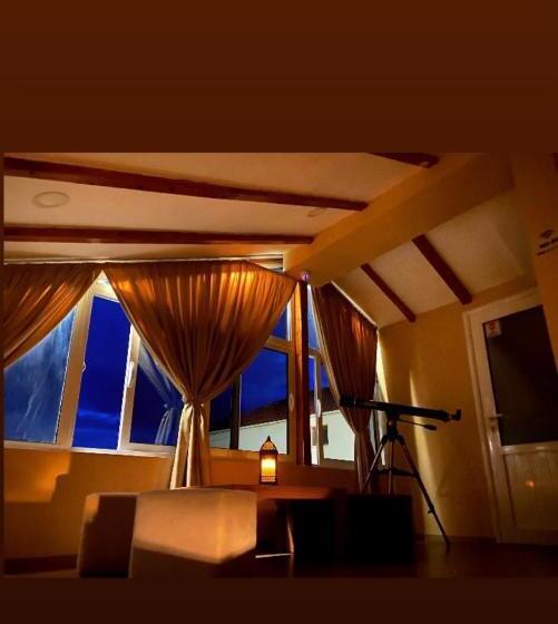 בית מלון כפרי Bujtina Vasili