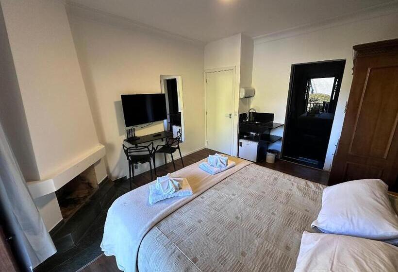 ホテル Cama Queen Com Arrumação Diária