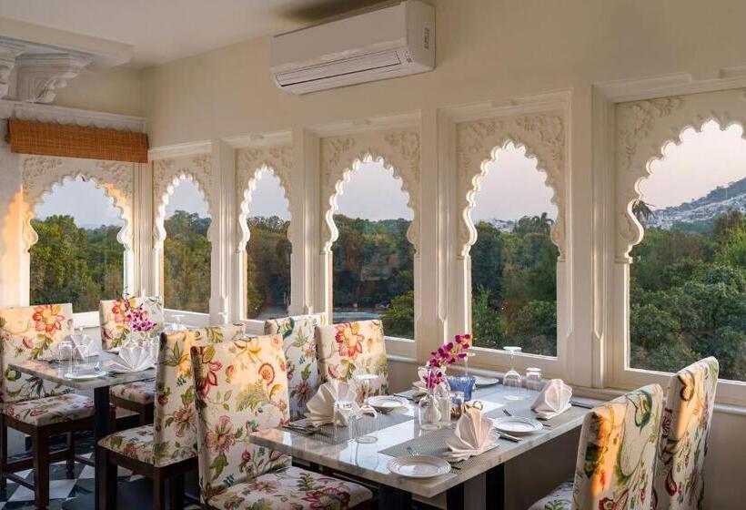 هتل Chunda Haveli