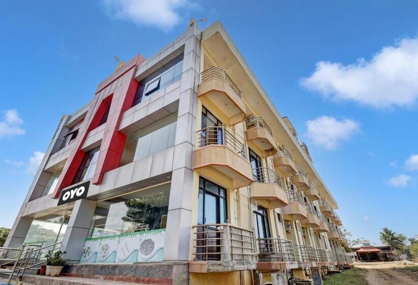 בית מלון כפרי Collection O Kmm Kushi Resort