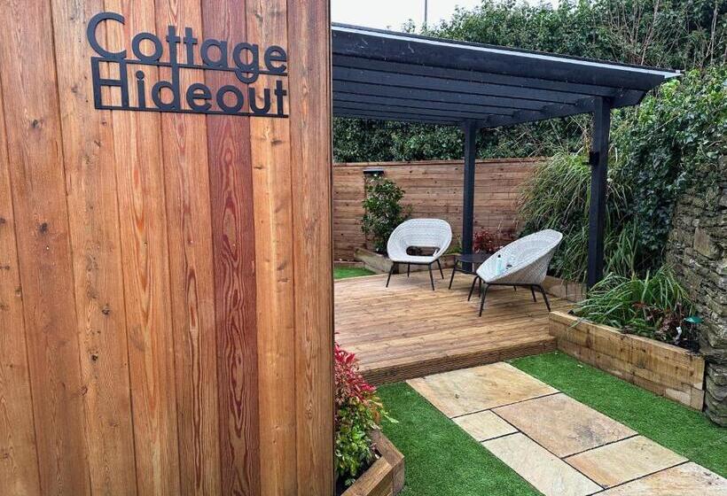 Капсульный Oтель The Cottage Hideout