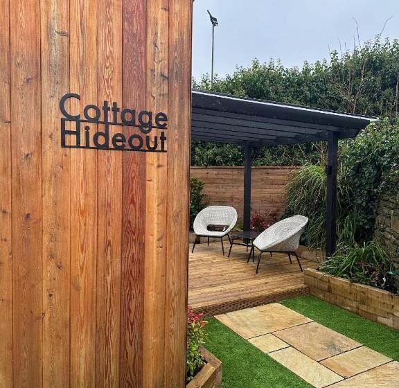 Капсульный Oтель The Cottage Hideout