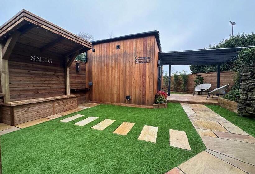 Капсульный Oтель The Cottage Hideout