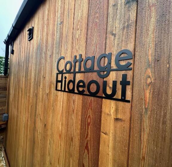 Капсульный Oтель The Cottage Hideout