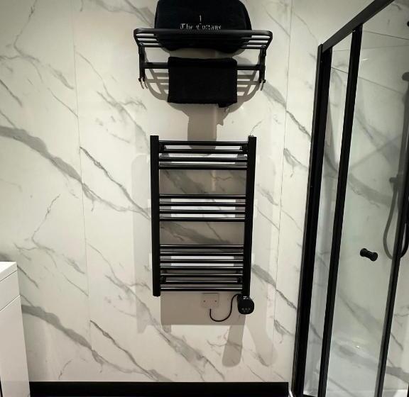 Капсульный Oтель The Cottage Hideout