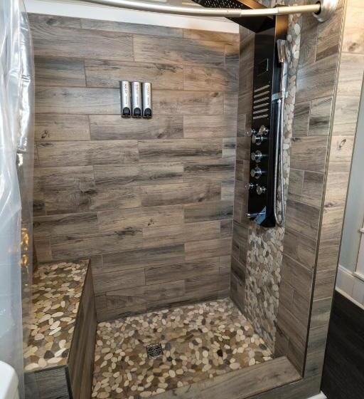 فندق Depot Village