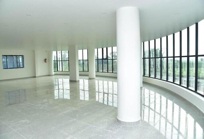 בית מלון כפרי Goodluck