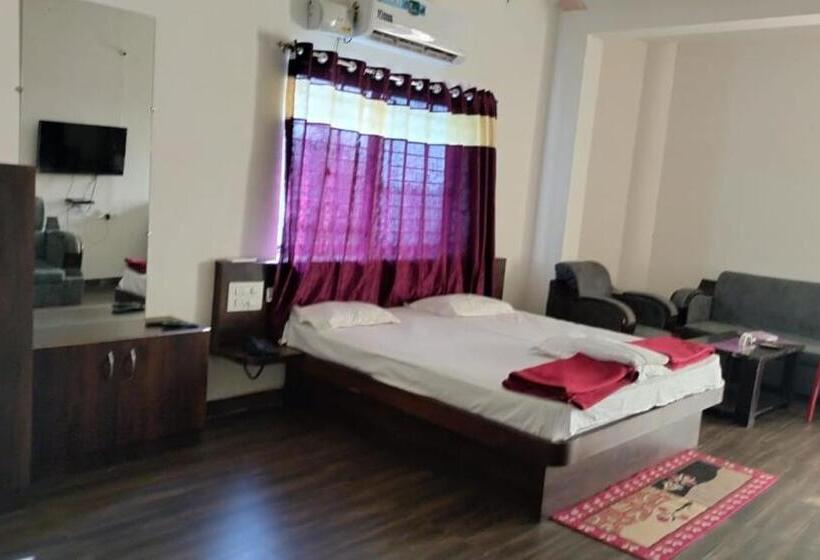 בית מלון כפרי Goodluck