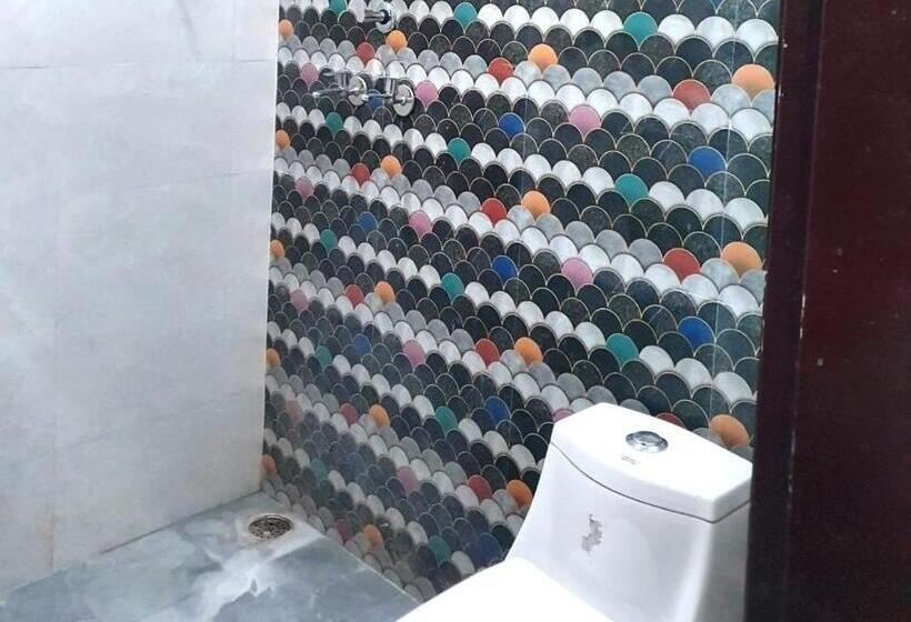 فندق Grand Park, Zirakpur