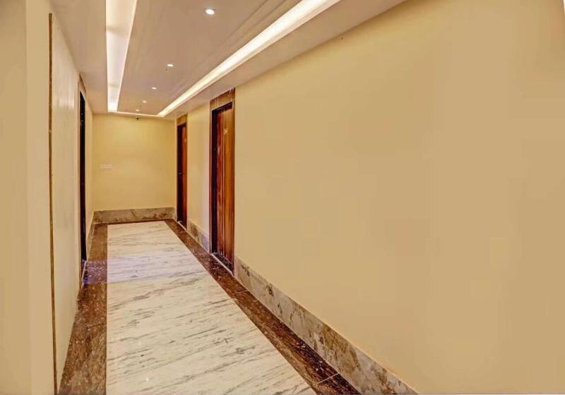 酒店 Indiana Palace