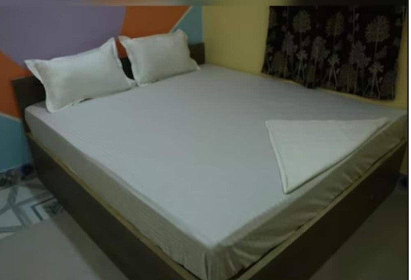 בית מלון כפרי J B L