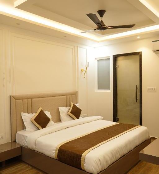 Отель Kartar Grand