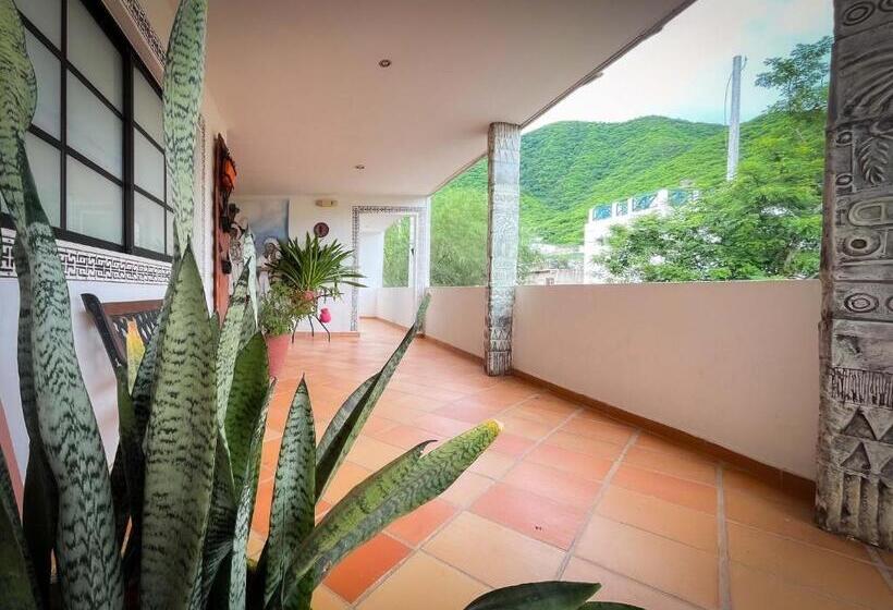 هتل Sunset Taganga