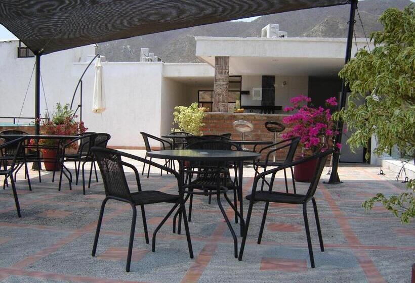 هتل Sunset Taganga