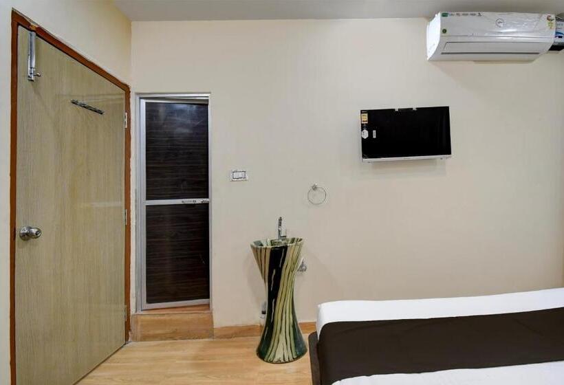 فندق Krishna Inn