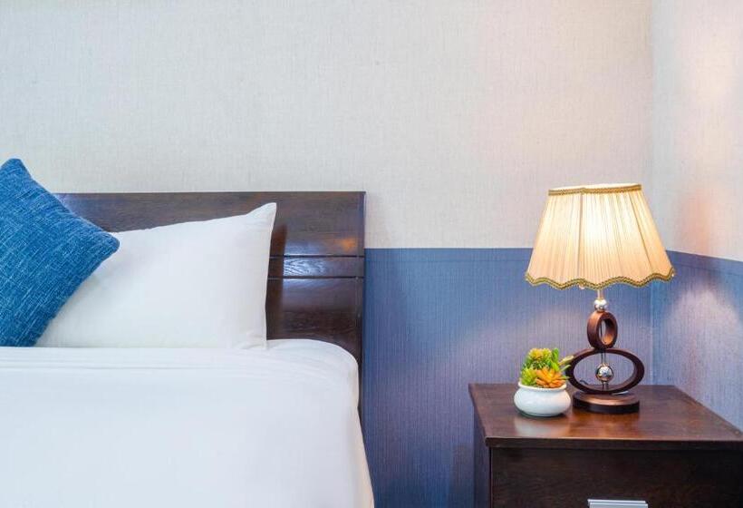 هتل La Serena Boutique