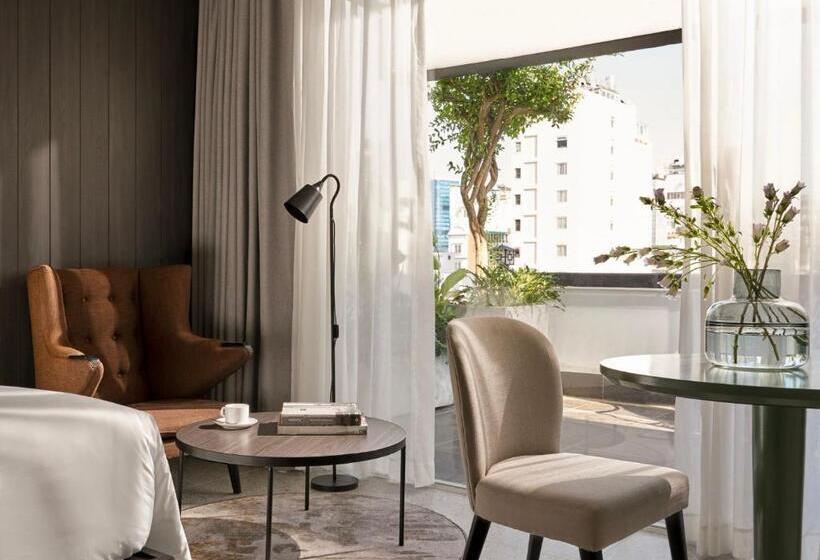 هتل M Village Lý Tự Trọng