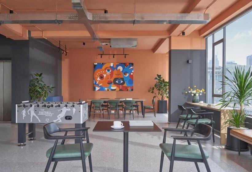 هتل M Village Lý Tự Trọng