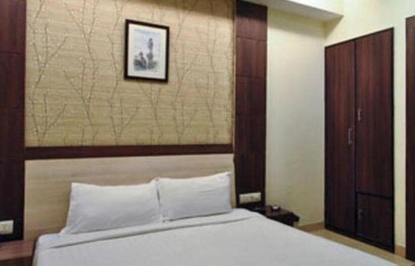 ホテル Mandiram Prayagraj