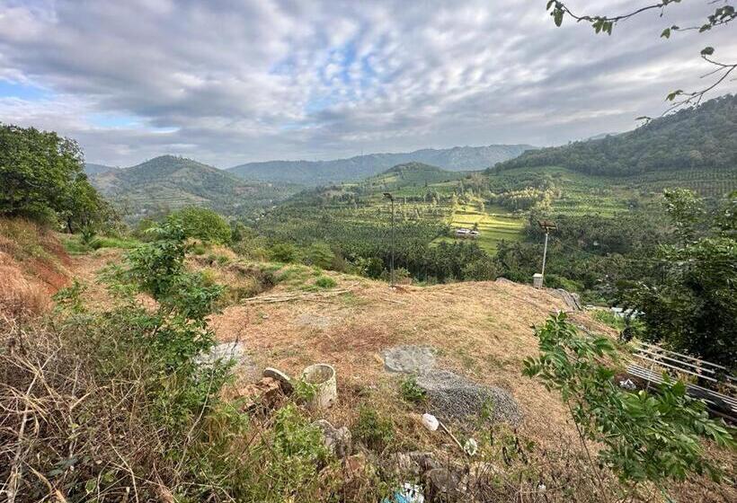 בית מלון כפרי Misty Hills Farm Stay