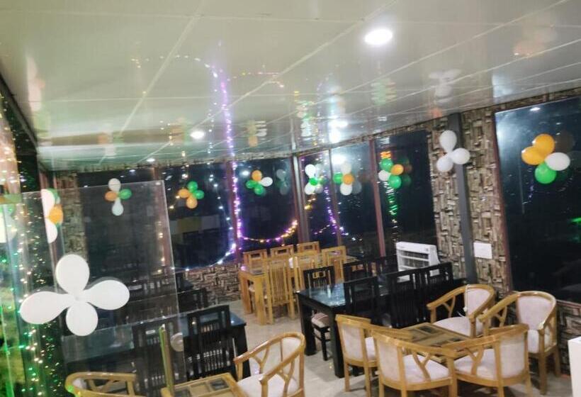 Hotel Neilkanthdhanaulti