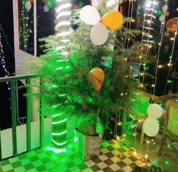 Hotel Neilkanthdhanaulti