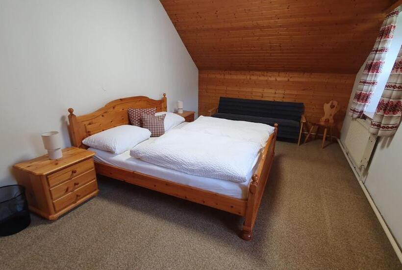 Отель Neufangbauer, Familie Sabine Und Peter Hauser