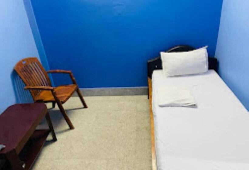 ホテル Nishi Balasore