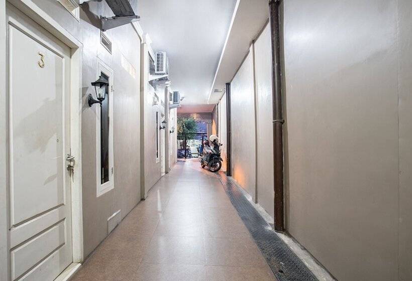 هتل Oyo 93477 Almahyra Guest House Syariah