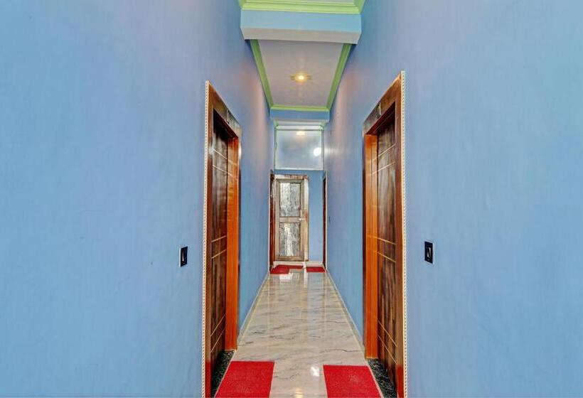 בית מלון כפרי Oyo Green Valley Guest House