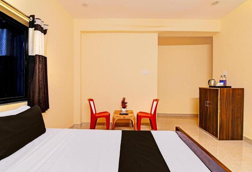 בית מלון כפרי Oyo Haramani Palace