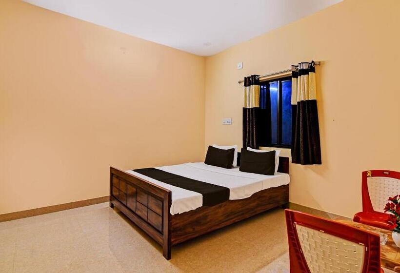 בית מלון כפרי Oyo Haramani Palace